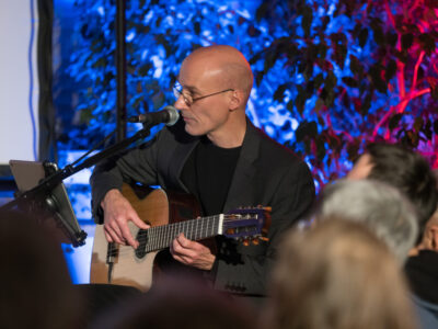 Frank Fürtig an der Gitarre