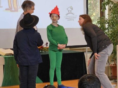 Eine Woche voller Samstage - Sams wird bestaunt